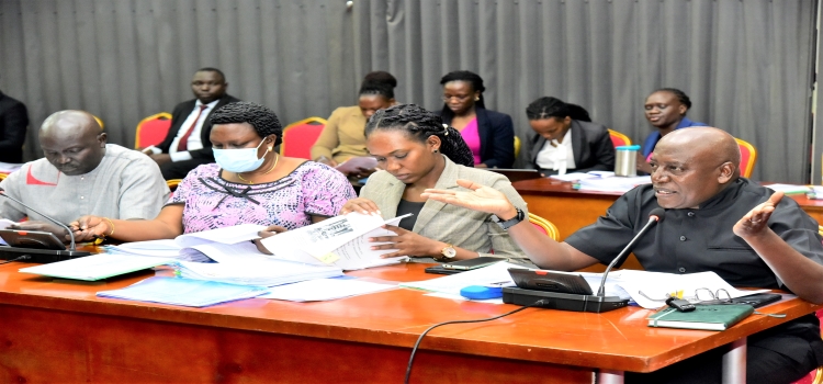 Hon. Joseph Ssewungu (R), the Kalungu West County MP and also a member of the committee speaking at the meeting